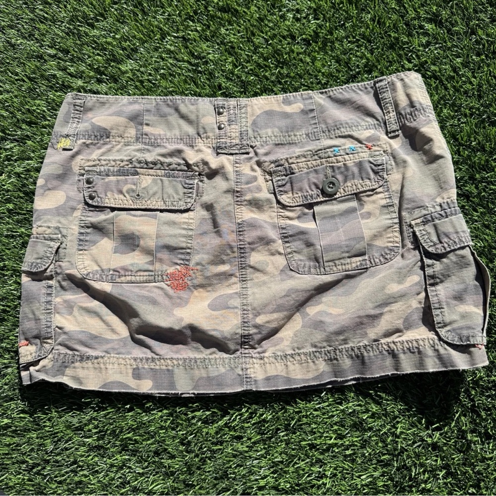 Old Navy Camouflage Cargo Skirt